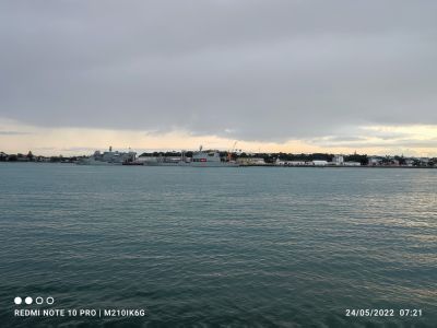 hari-072105.jpg